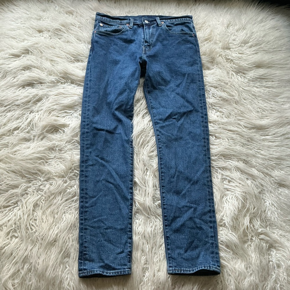 LEVI’S 502 TAPERED JEANS